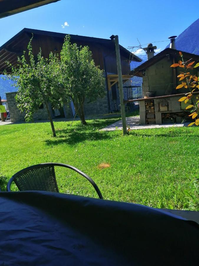 Casa Vacanze La Ca Del Cunfec ソンドリオ エクステリア 写真