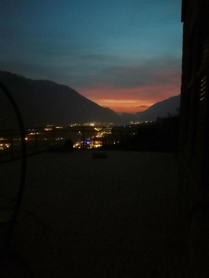 Casa Vacanze La Ca Del Cunfec ソンドリオ エクステリア 写真