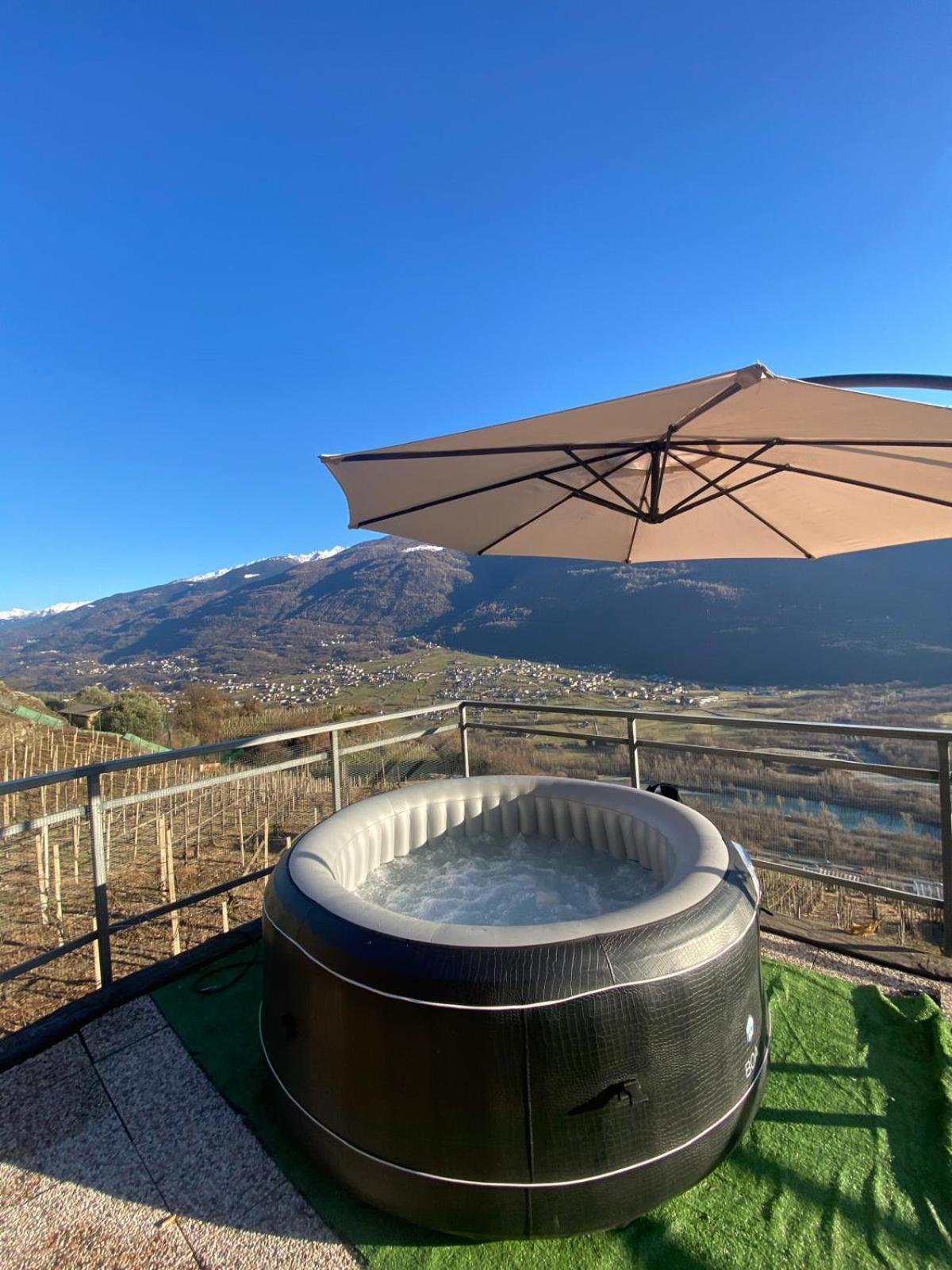 Casa Vacanze La Ca Del Cunfec ソンドリオ エクステリア 写真
