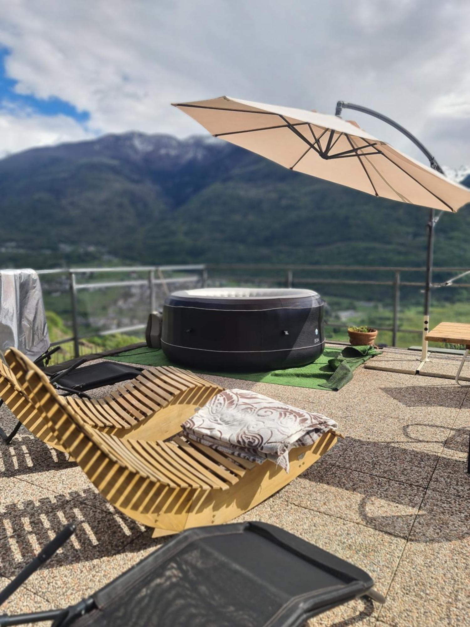 Casa Vacanze La Ca Del Cunfec ソンドリオ エクステリア 写真